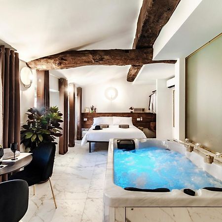 Sahara & Amazzonia Luxury Rooms- The House Of Travelers Como Buitenkant foto