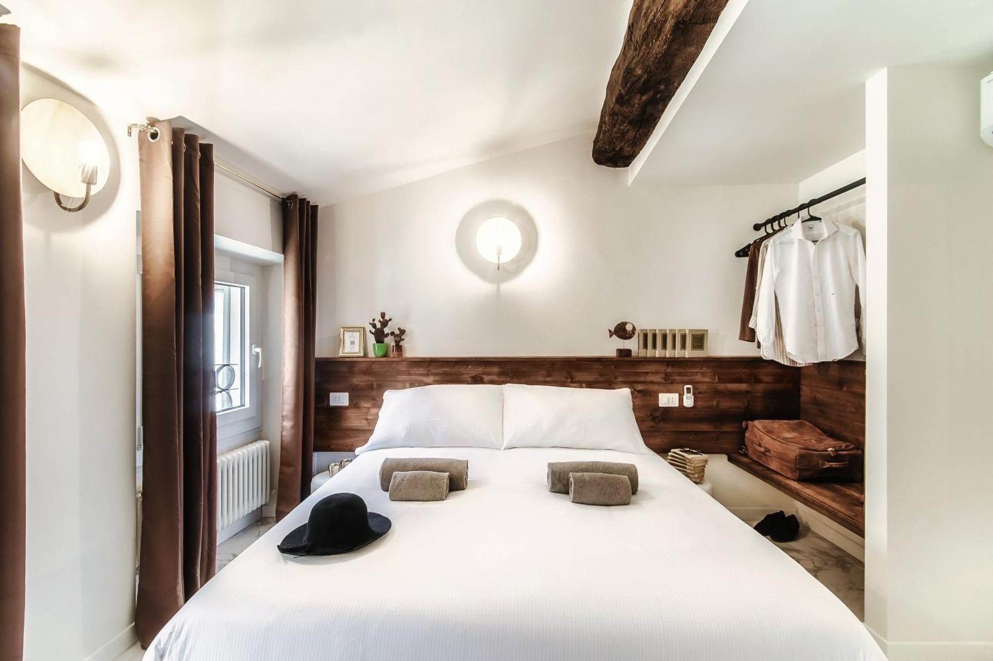 Sahara & Amazzonia Luxury Rooms- The House Of Travelers Como Buitenkant foto