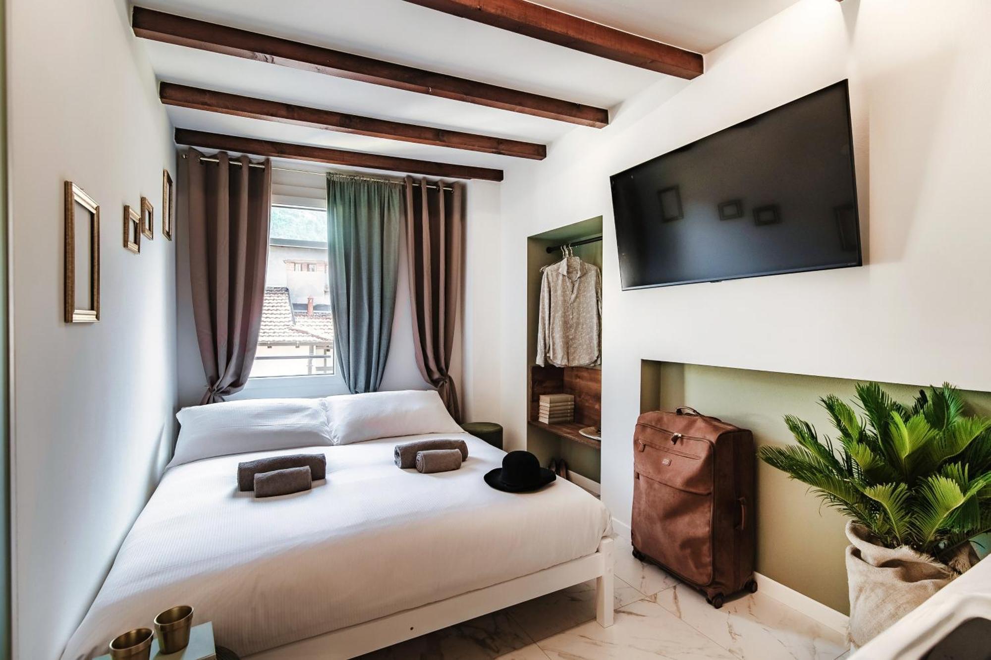 Sahara & Amazzonia Luxury Rooms- The House Of Travelers Como Buitenkant foto