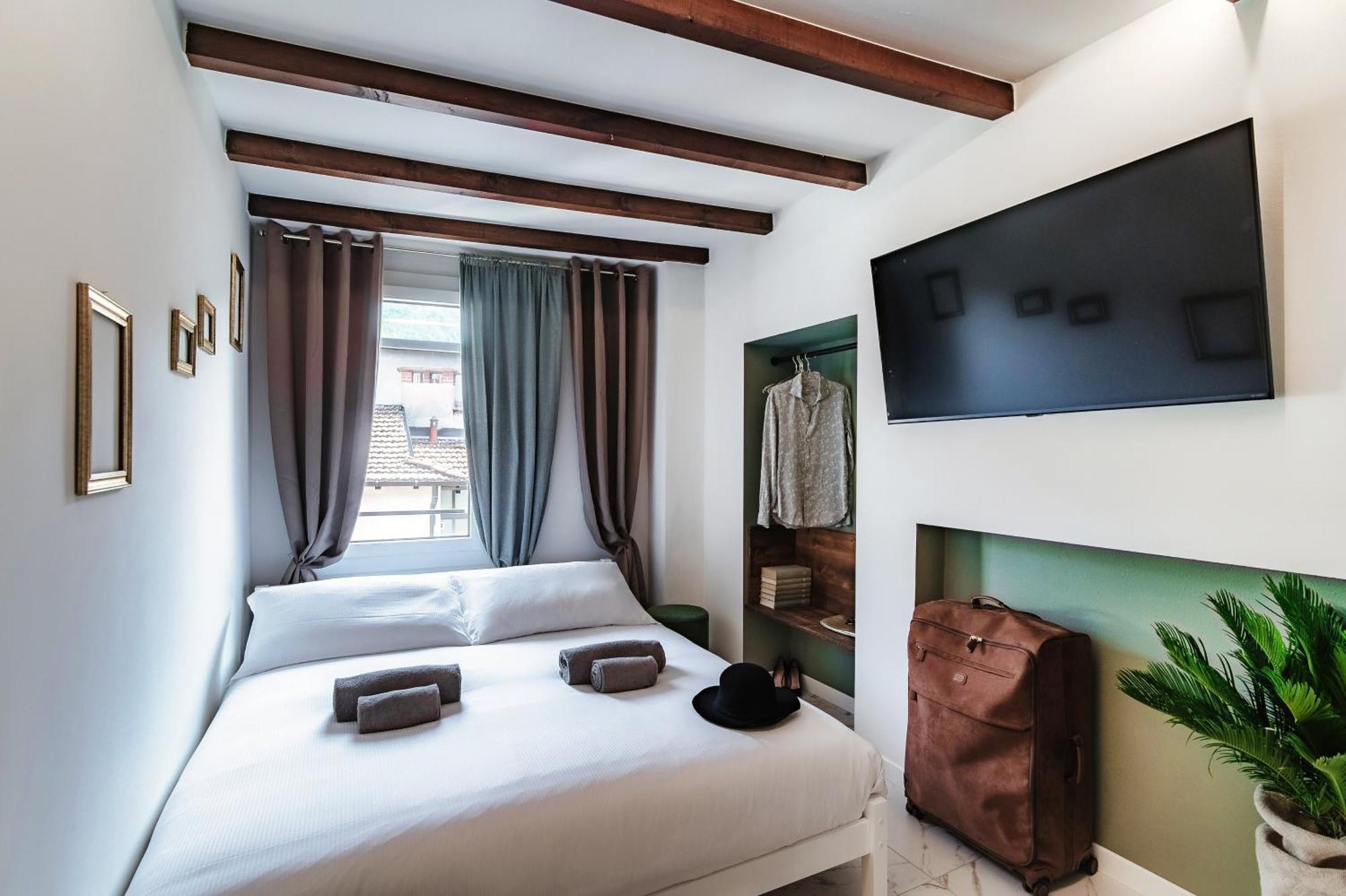 Sahara & Amazzonia Luxury Rooms- The House Of Travelers Como Buitenkant foto