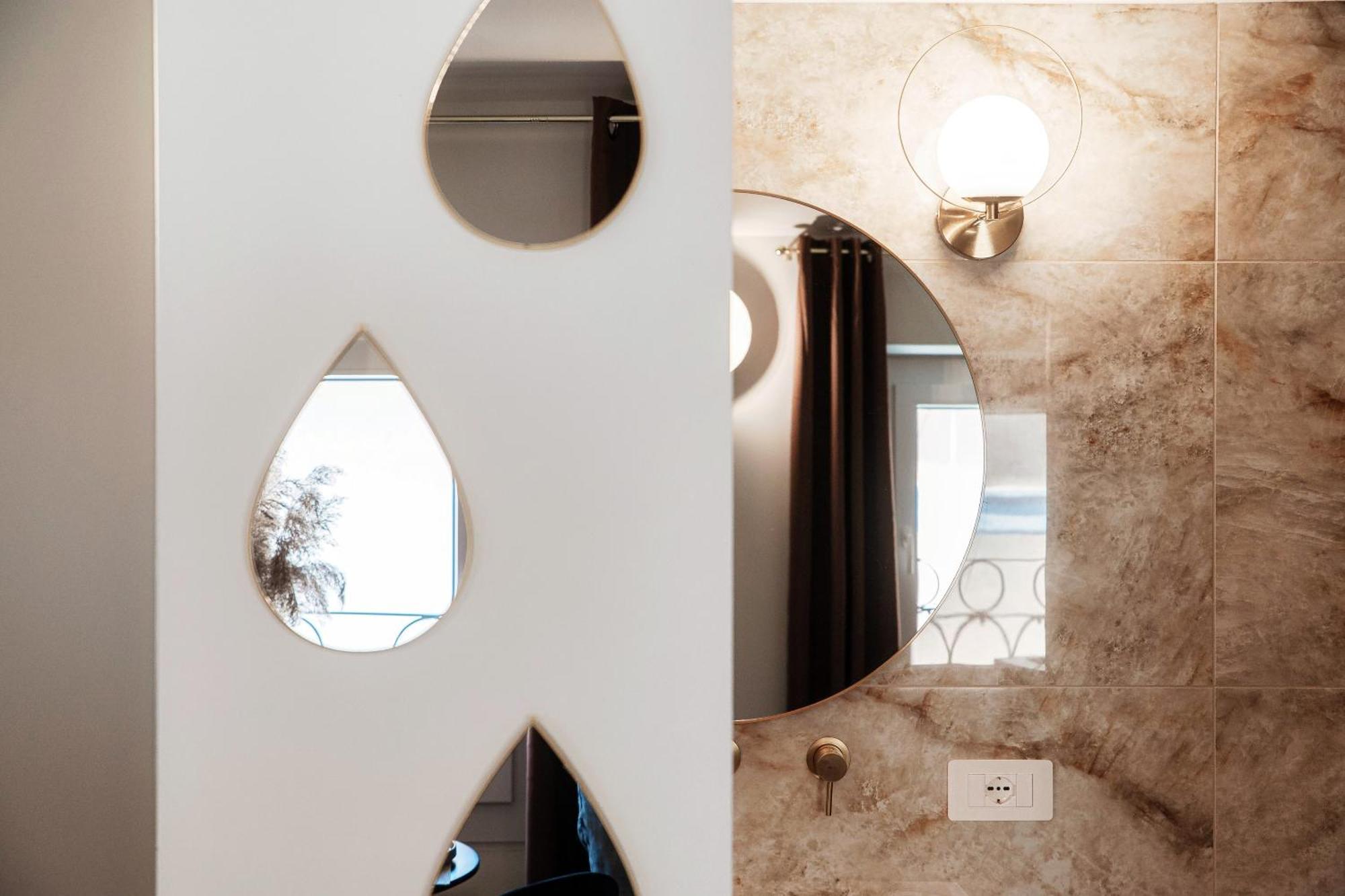 Sahara & Amazzonia Luxury Rooms- The House Of Travelers Como Buitenkant foto
